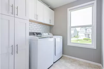 5420 Southridge Circle, Woodbury, MN 55129 - Photo 17