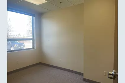 1725 Tower Drive W #140, Stillwater, MN 55082 - Photo 3