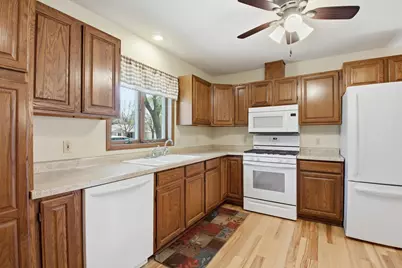 2510 9th Street SW, Willmar, MN 56201 - Photo 5