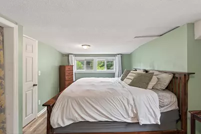 1843 Montana Avenue E, Saint Paul, MN 55119 - Photo 17