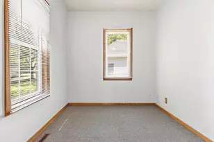 102 E Lyon St, Minneota, MN 56264 - Photo 7