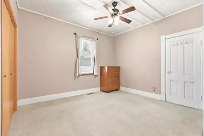 102 E Lyon Street, Minneota, MN 56264 - Photo 9