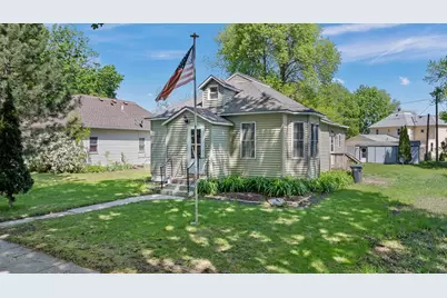 102 E Lyon Street, Minneota, MN 56264 - Photo 1