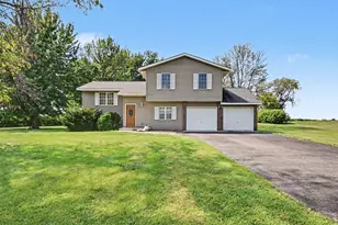 932 Hillside Ave SW, New Prague, MN 56071 - Photo 1