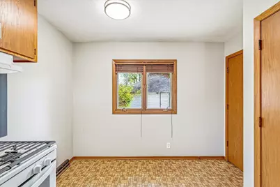 3110 39th Avenue NE, Saint Paul, MN 55421 - Photo 13