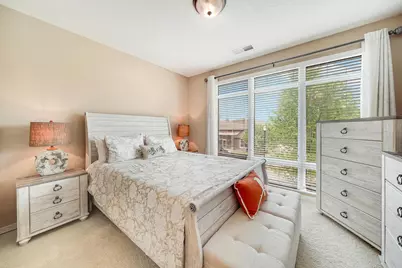 1070 Grandview Court NE #300, Columbia Heights, MN 55421 - Photo 7