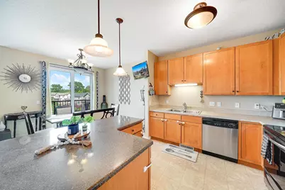 1070 Grandview Court NE #300, Columbia Heights, MN 55421 - Photo 5