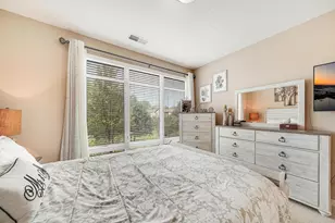 1070 Grandview Ct NE, Columbia Heights, MN 55421 - Photo 11
