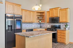 11631 Prospect Curve, Woodbury, MN 55129 - Photo 3