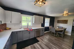 1055 141st St, Pipestone, MN 56164 - Photo 9