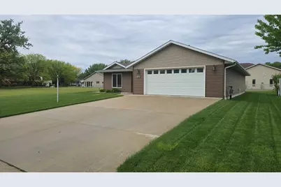 1709 Keystone Drive, Albert Lea, MN 56007 - Photo 3