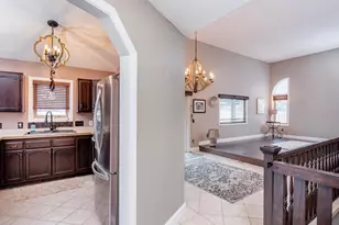 129 Hemlock Pl, Vadnais Heights, MN 55127 - Photo 15