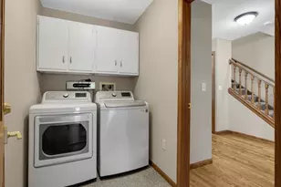 832 Bailey St, Hastings, MN 55033 - Photo 15