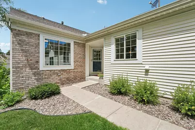 18523 Orchard Trail, Lakeville, MN 55044 - Photo 5