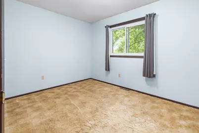 906 5th Avenue NE, Little Falls, MN 56345 - Photo 7