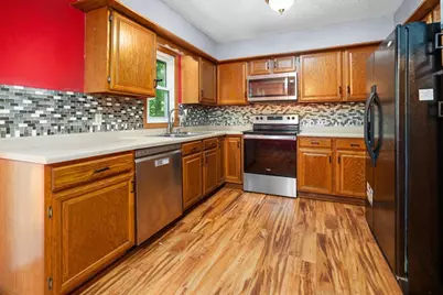 906 5th Avenue NE, Little Falls, MN 56345 - Photo 5