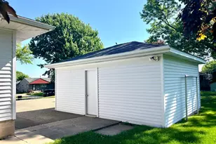3752 Upper 73rd St E, Inver Grove Heights, MN 55076 - Photo 5