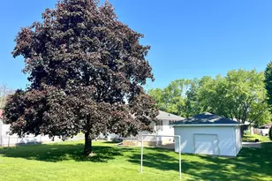 3752 Upper 73rd St E, Inver Grove Heights, MN 55076 - Photo 7