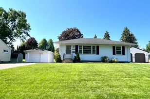 3752 Upper 73rd St E, Inver Grove Heights, MN 55076 - Photo 1