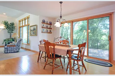 1470 N Mary Street N, Maplewood, MN 55119 - Photo 9