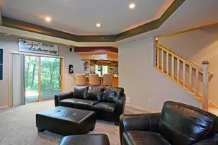 1470 N Mary Street N, Maplewood, MN 55119 - Photo 29