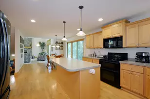 1470 N Mary Street N, Maplewood, MN 55119 - Photo 7