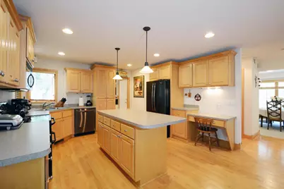 1470 N Mary Street N, Maplewood, MN 55119 - Photo 11