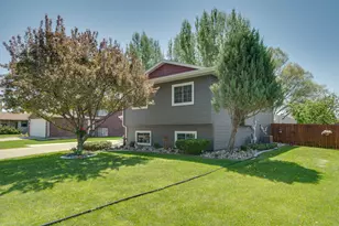 1317 35th Ave S, Moorhead, MN 56560 - Photo 5