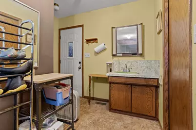 404 Wadge Avenue S, Park River, ND 58270 - Photo 9