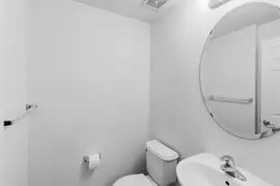 1617 Legacy Pkwy E, Maplewood, MN 55109 - Photo 9