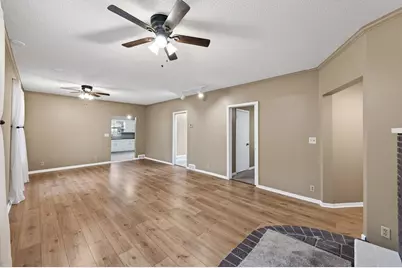 13046 Newell Avenue, Lindstrom, MN 55045 - Photo 7