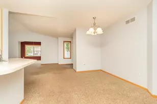 818 Roundhouse St, Shakopee, MN 55379 - Photo 13