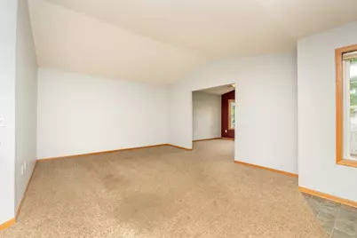 818 Roundhouse Street, Shakopee, MN 55379 - Photo 7