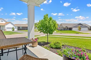 2975 Elgin Ct, River Falls, WI 54022 - Photo 3