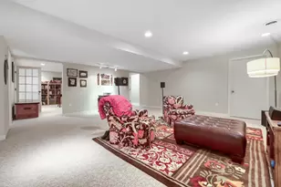 1340 Waterford Dr, Golden Valley, MN 55422 - Photo 23