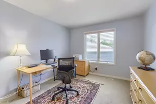 1340 Waterford Dr, Golden Valley, MN 55422 - Photo 21