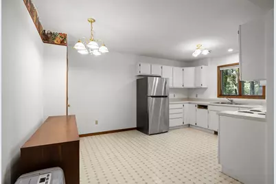 1070 McKnight Road S, Maplewood, MN 55119 - Photo 27
