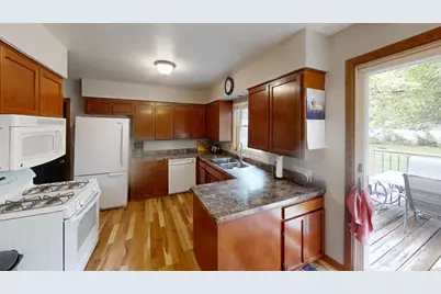204 Fredrick Drive, Albert Lea, MN 56007 - Photo 13