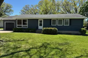 204 Fredrick Dr, Albert Lea, MN 56007 - Photo 1