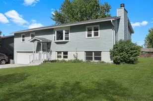 408 6th Ave NW, Dodge Center, MN 55927 - Photo 3