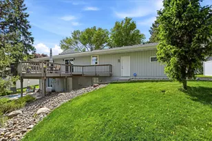 974 Kohlman Ln, Maplewood, MN 55109 - Photo 43