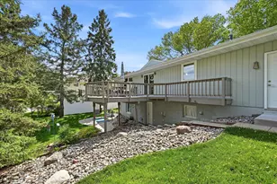974 Kohlman Ln, Maplewood, MN 55109 - Photo 37