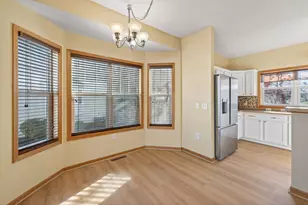1351 Magnolia Ave E, Saint Paul, MN 55106 - Photo 3