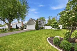 15100 Lac Lavon Dr, Burnsville, MN 55306 - Photo 45
