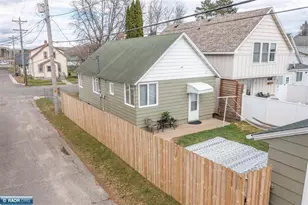101 E Indiana Ave, Gilbert, MN 55741 - Photo 7