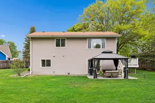 11614 Oak Park Dr NE, Blaine, MN 55434 - Photo 35