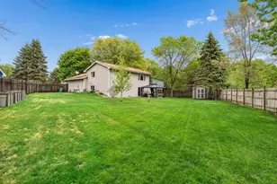 11614 Oak Park Dr NE, Blaine, MN 55434 - Photo 37