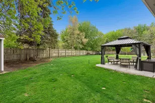 11614 Oak Park Dr NE, Blaine, MN 55434 - Photo 33