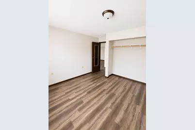 812 Hills Avenue #N103, Jackson, MN 56143 - Photo 5