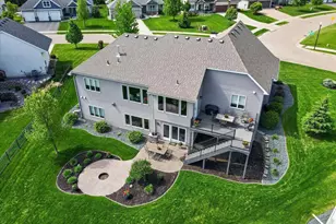 10302 Oregon Ave N, Brooklyn Park, MN 55445 - Photo 15